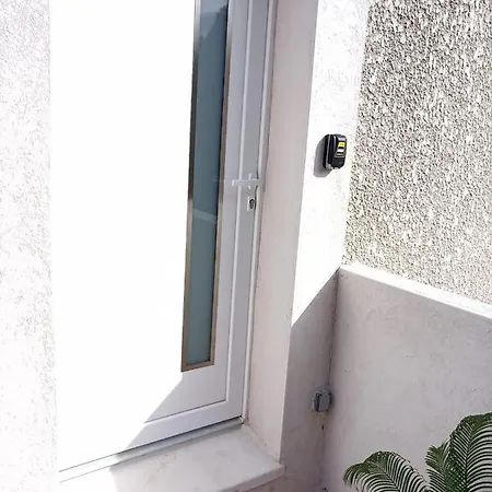 Appartement Lumineux Au Cœur De La Garrigue *